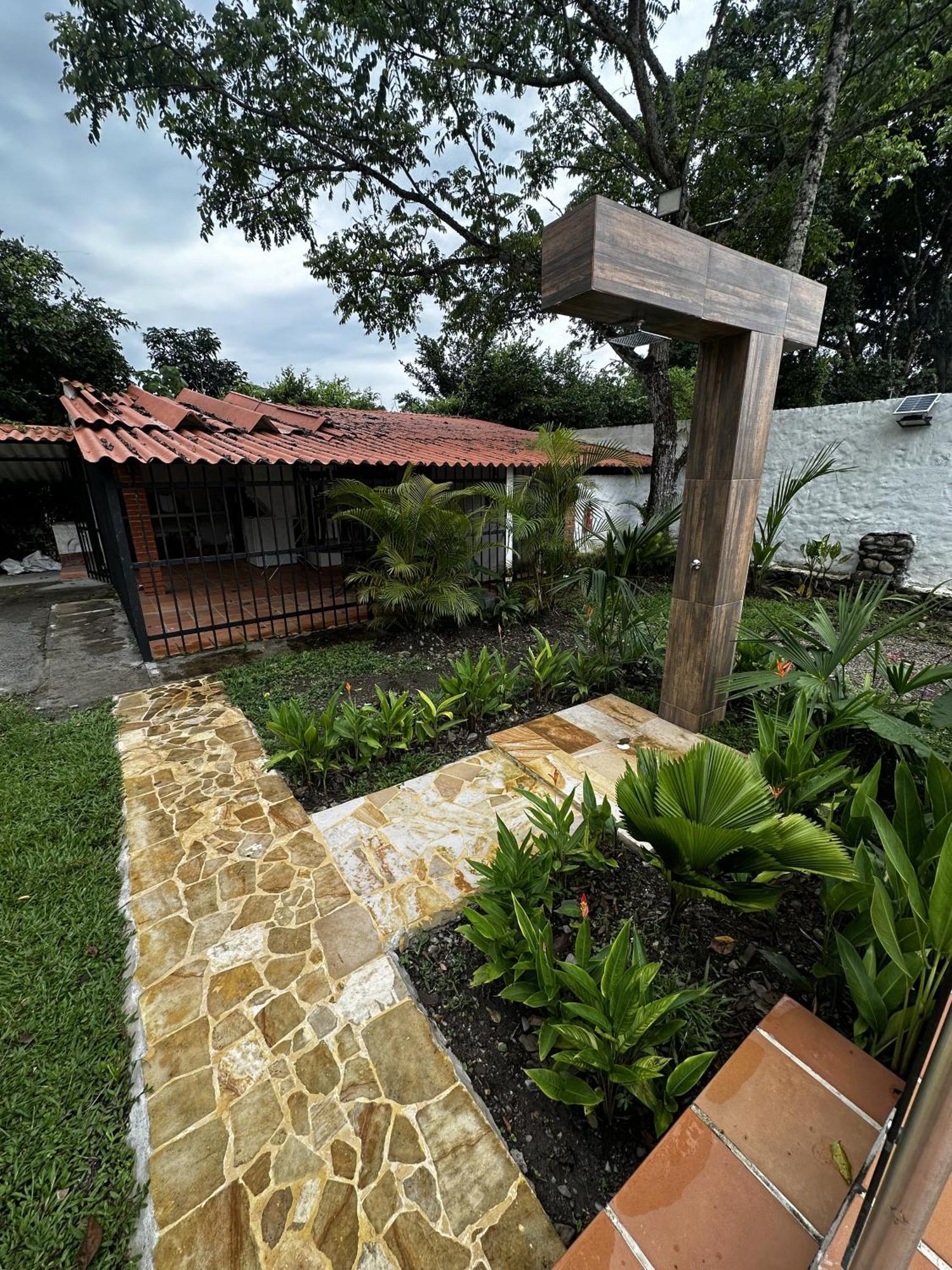 Doral House Villavicencio Bavaria Exteriör bild