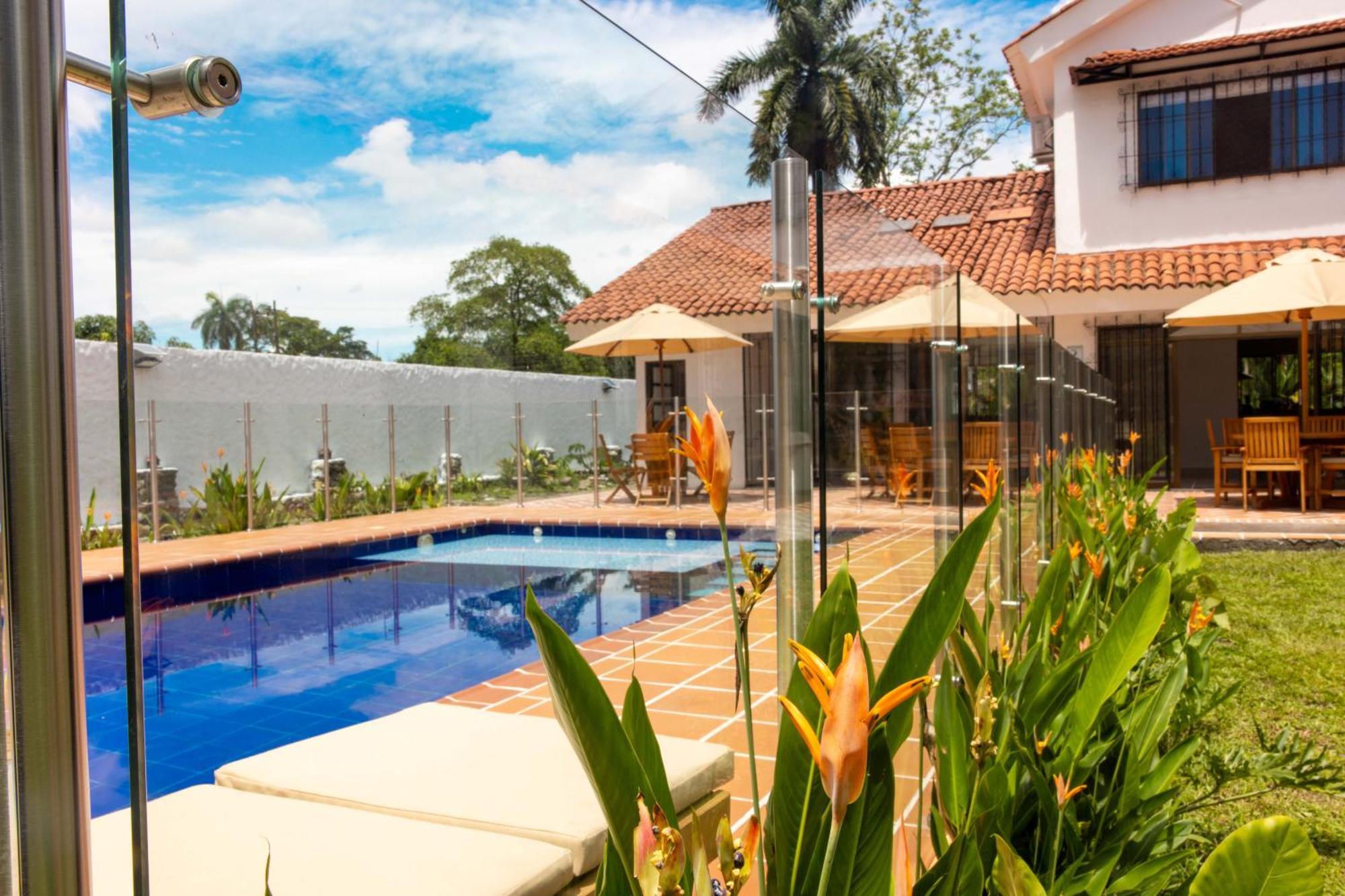 Doral House Villavicencio Bavaria Exteriör bild