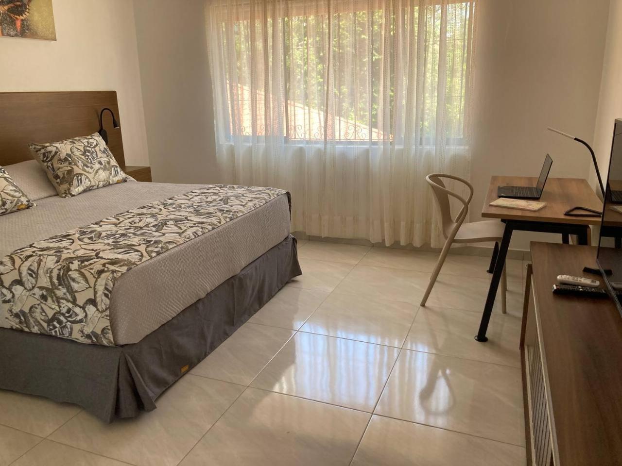 Doral House Villavicencio Bavaria Exteriör bild